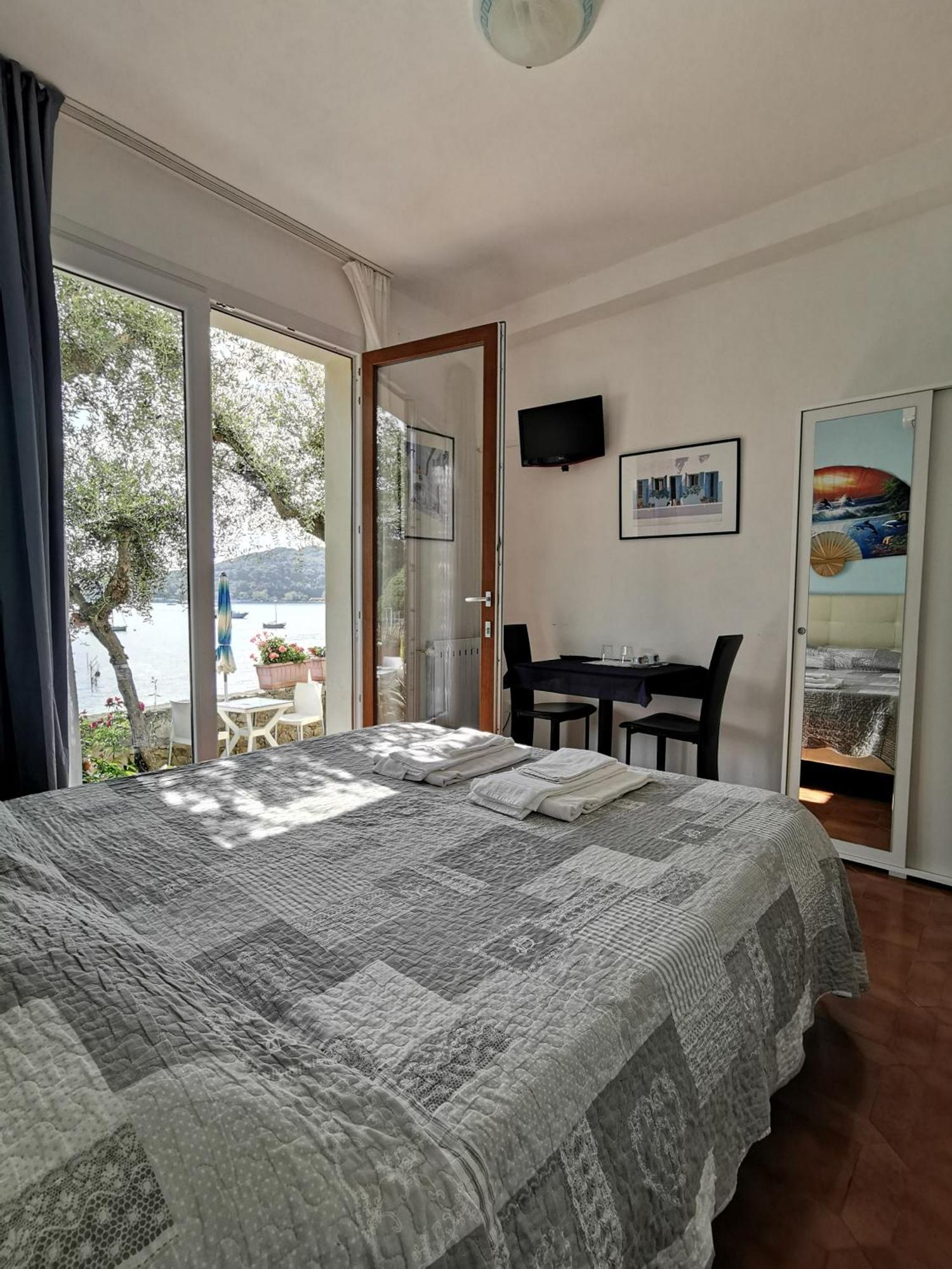 B&B La Palafitta Портовенере Екстер'єр фото